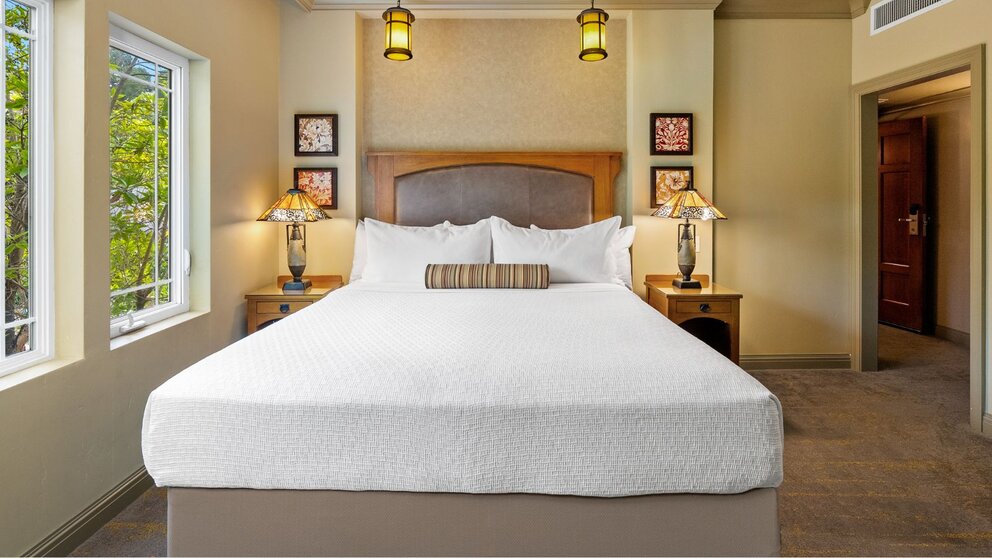 Junior Suite King Size Bed